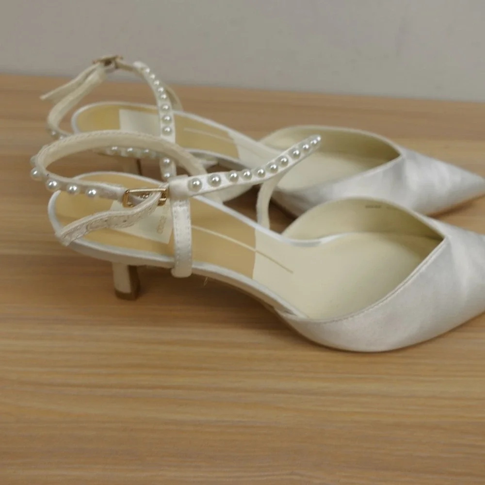 Dolce Vita Womens Slingback Pumps 8.5 White Bridal Pearl Satin Kitten Heel